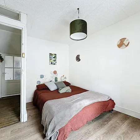 A1 Champagne Residence - 200 M2 14 Personnes 2 Toilets 4 Showers - Hyper Centre - Chalons En Champagne Exterior photo